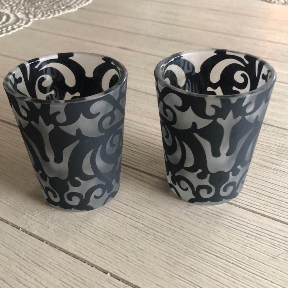 Tealight candle holders